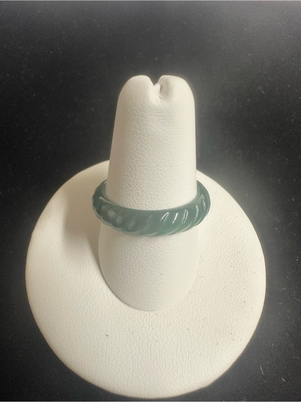 Green Twisted Jade Band Women's Ring - Elegant Fashion Ring